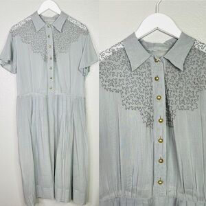 Vintage 40s 50s Gray Button-Up Dress with Embroidered Detail sz L
